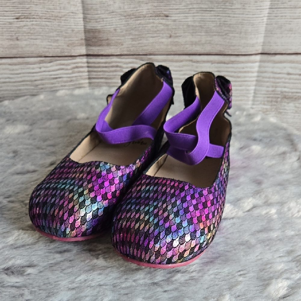 Monkey Feet Purple Shoes, Girls 7-8Y